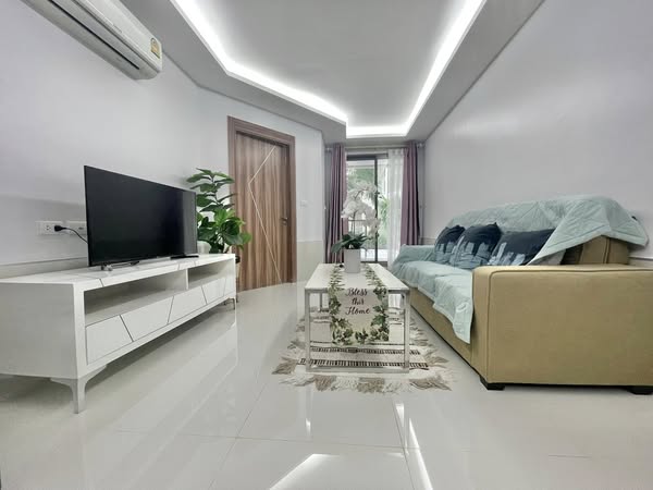 One Bedroom Condo For Rent