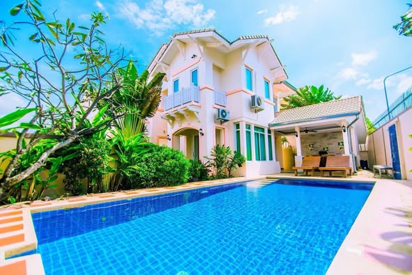 Pool Villa For Rent