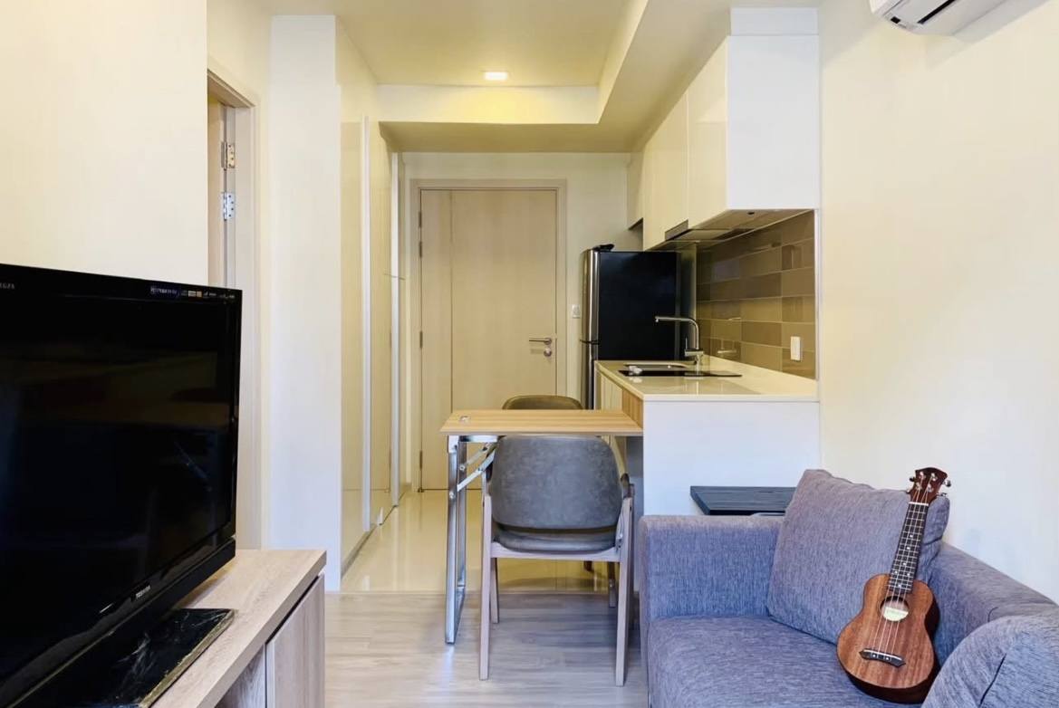 One Bedroom Condo For Rent