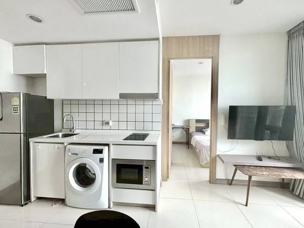One Bedroom Condo For Rent