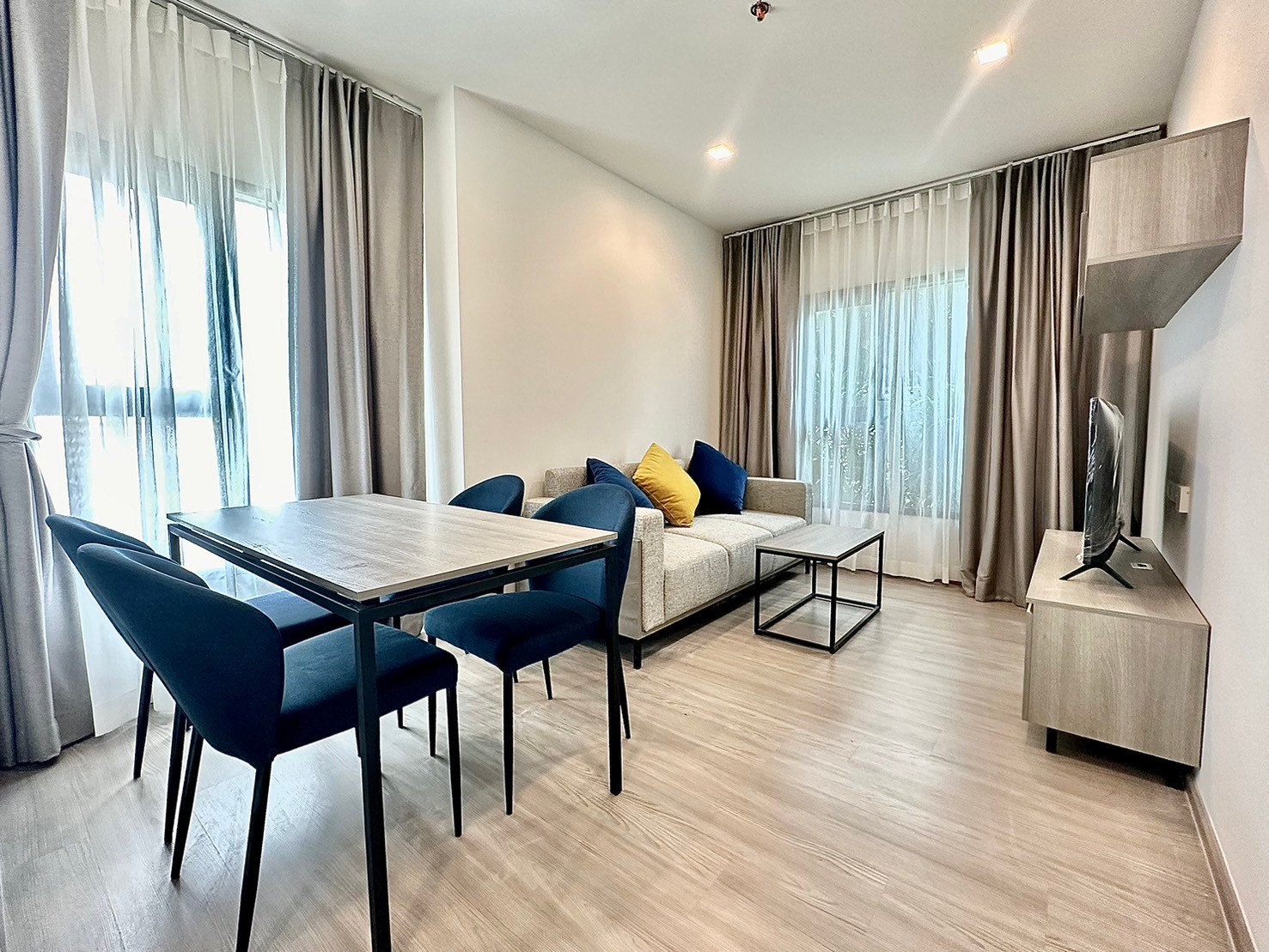 Two Bed Room Condo For Rent