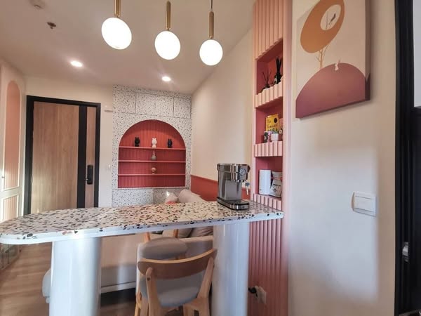One Bedroom Condo For Rent