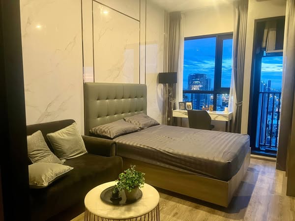 One Bedroom Condo For Rent