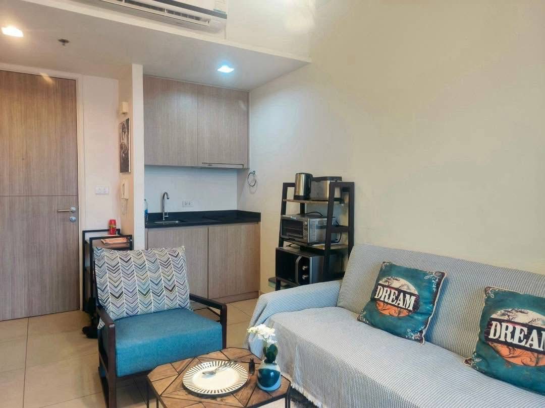 One Bedroom Condo For Rent