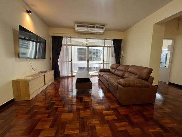 Three Bedroom Condo For Rent