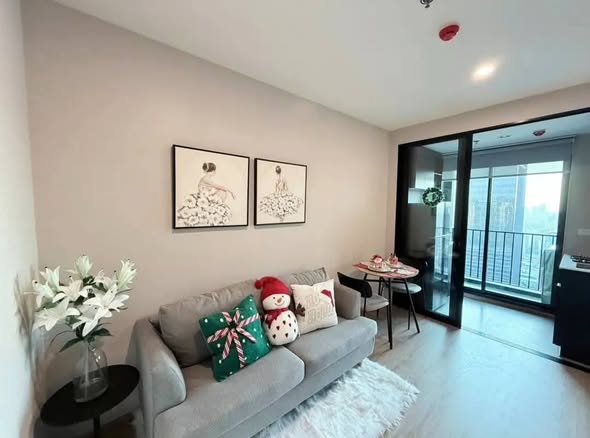 One Bedroom Condo For Rent