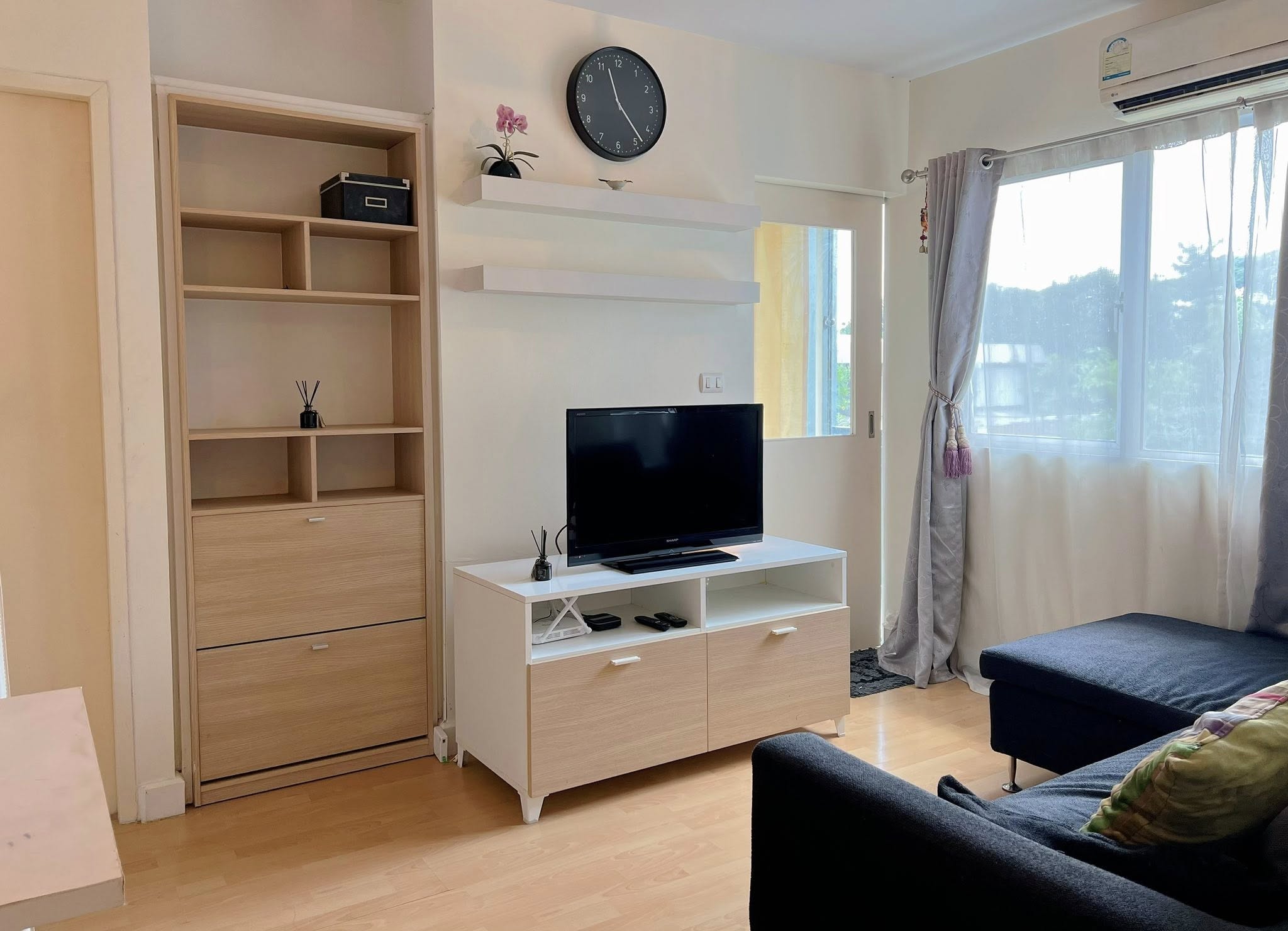 One Bedroom Condo For Rent