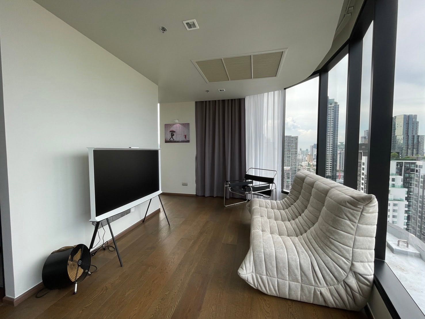 Two Bedroom Condo For Rent