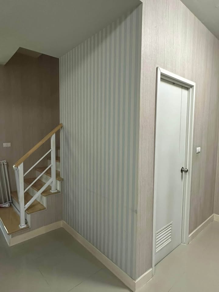 Town house for Sale