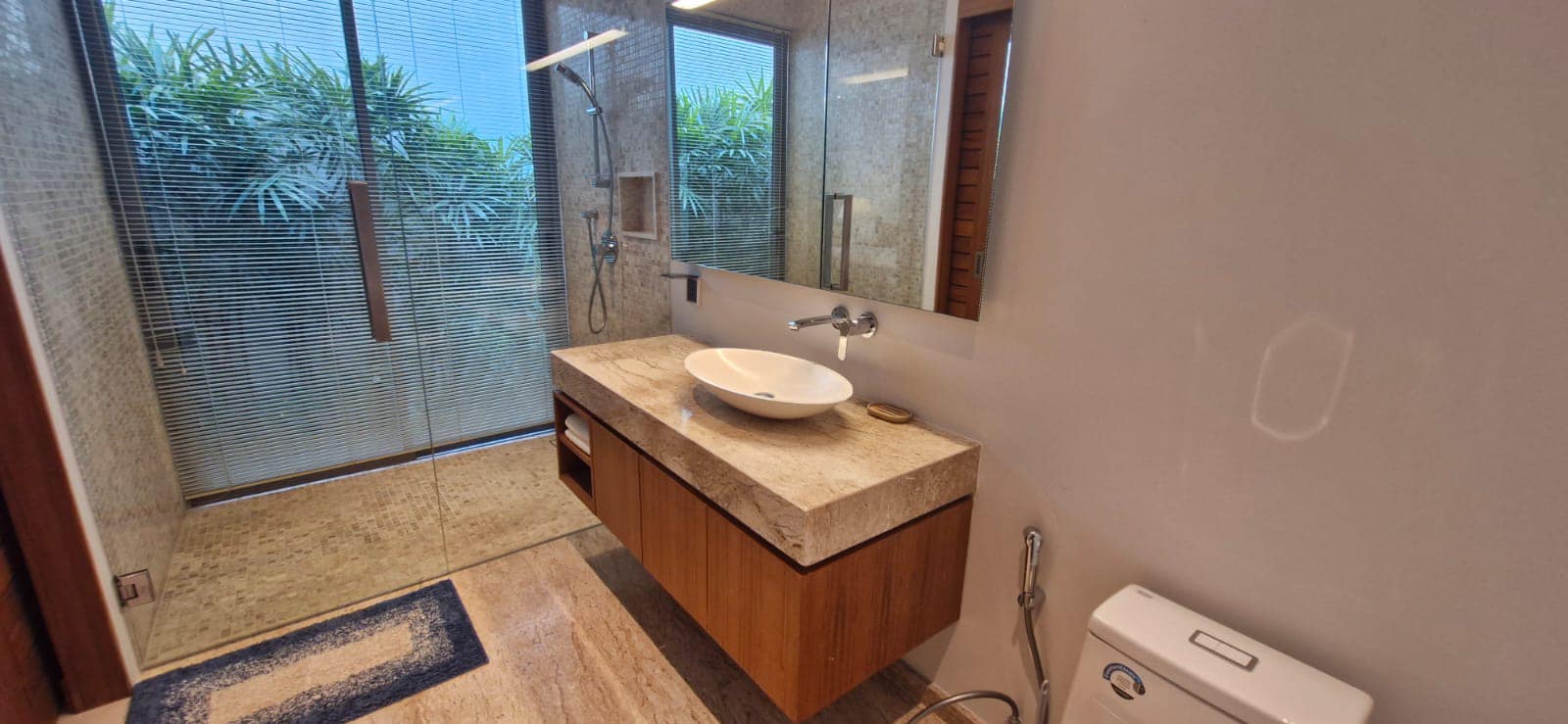 Luxury Villa For Rent