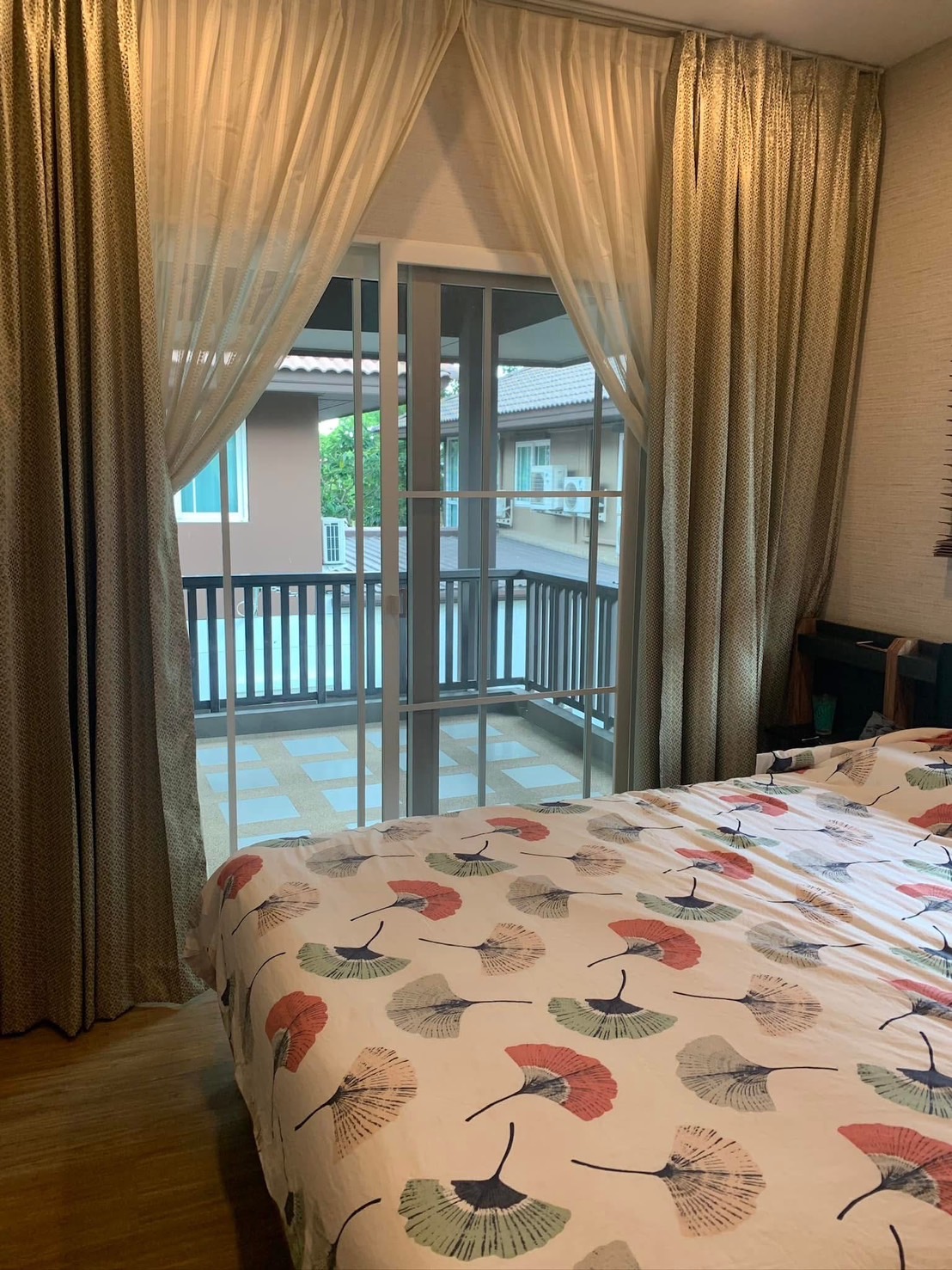 Detached House For Rent
