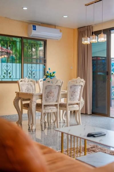 Pool Villa For Rent
