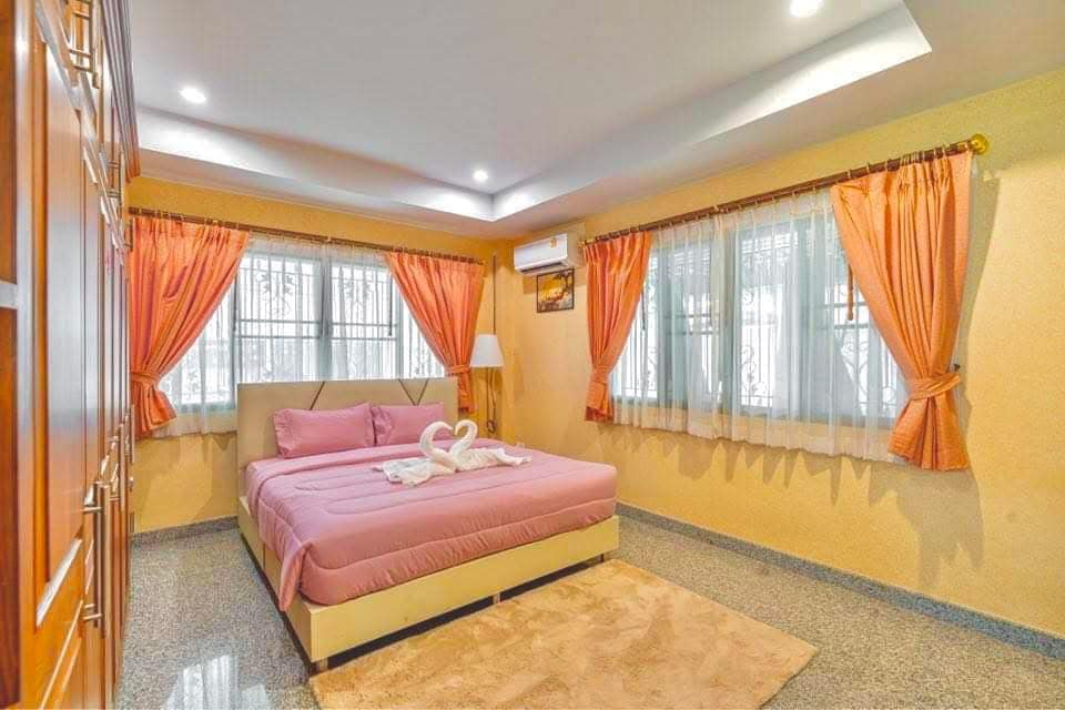 Pool Villa For Rent