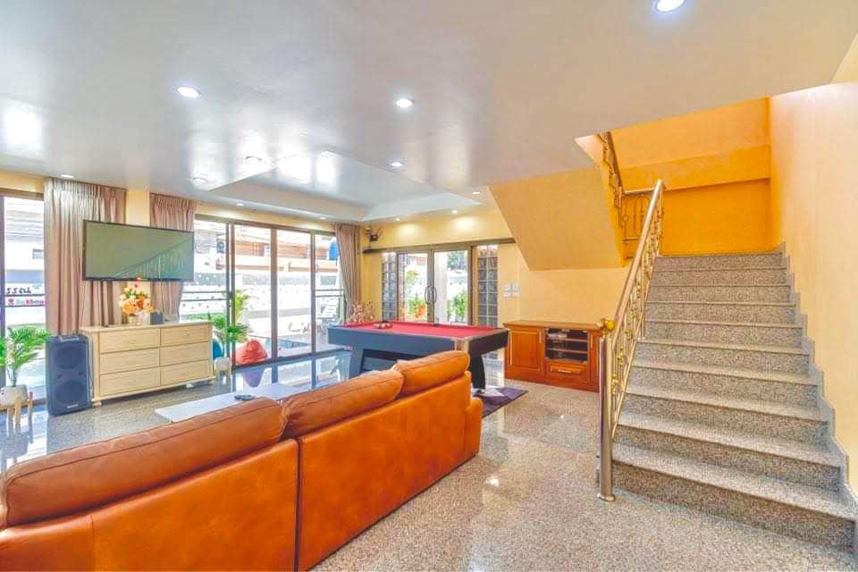 Pool Villa For Rent