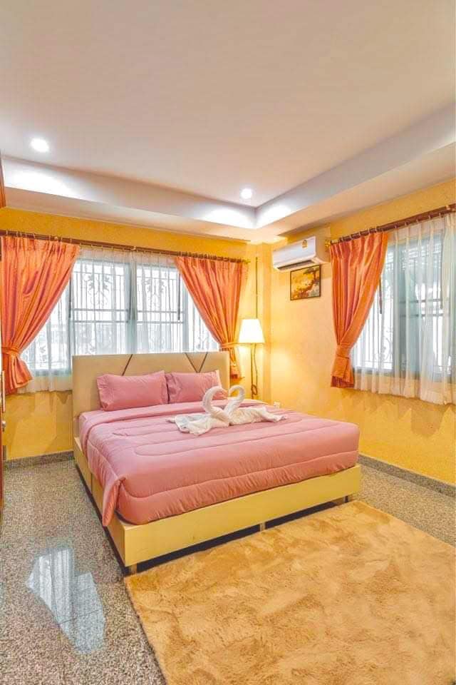Pool Villa For Rent