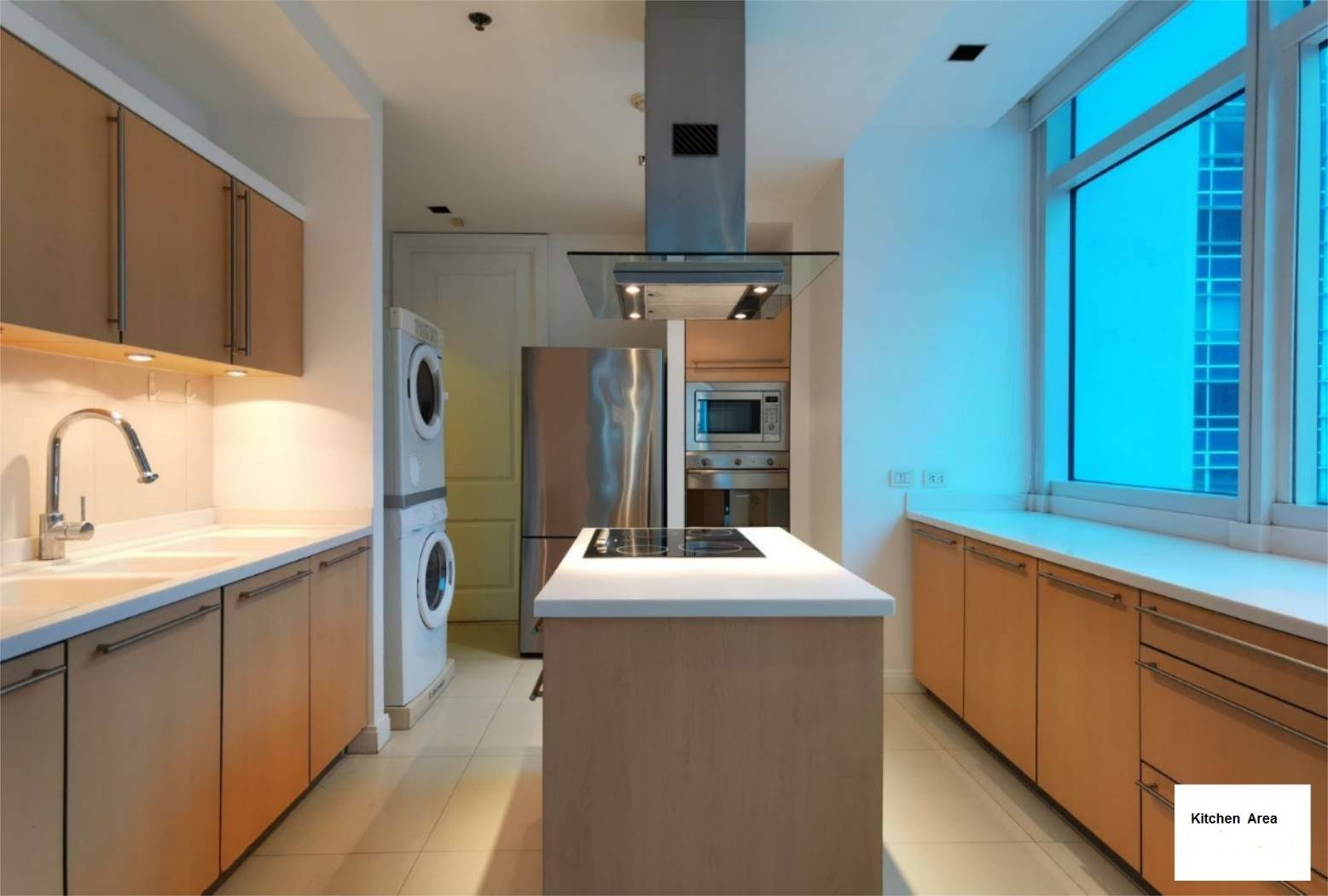 Luxury Three Bedroom Apartment For Rent