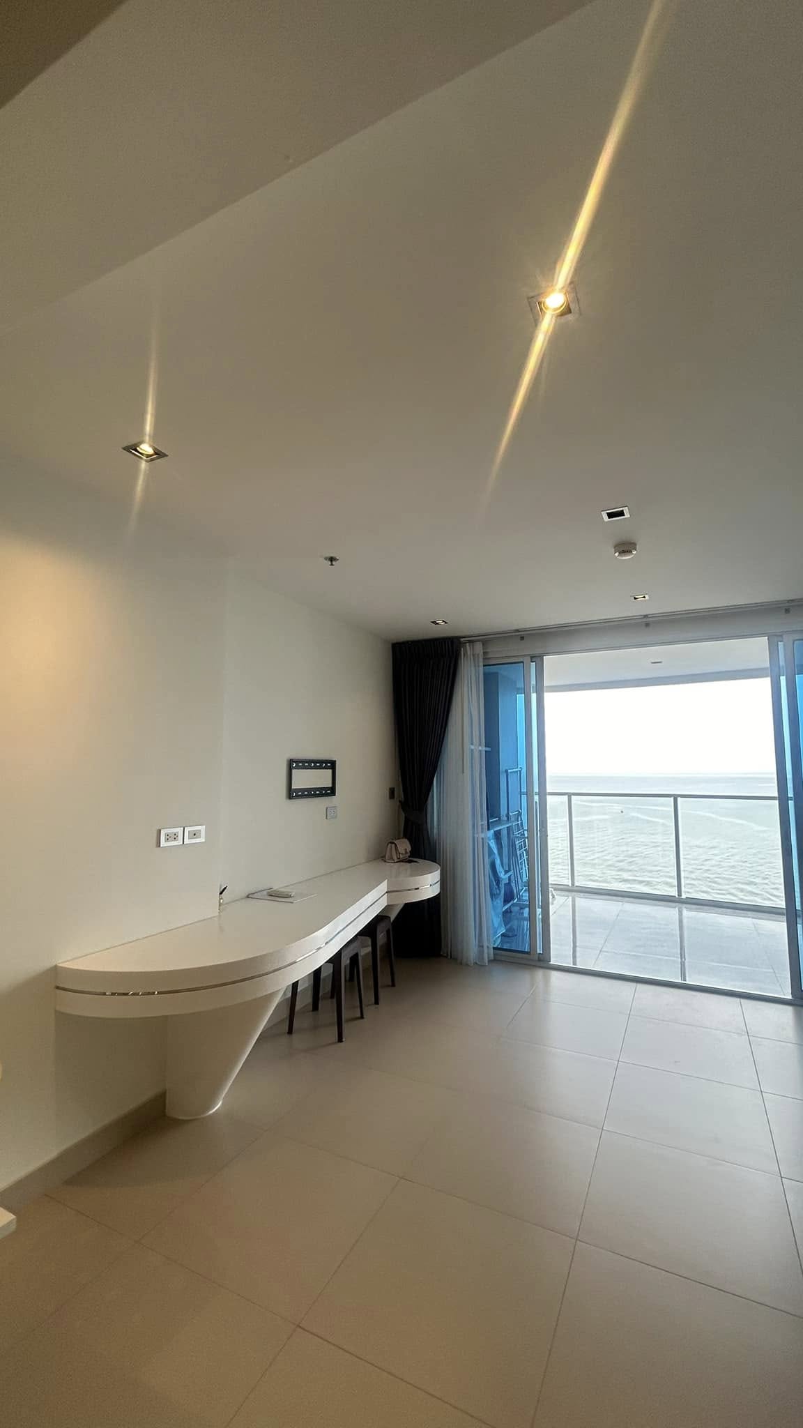 Large Studio Room For Rent