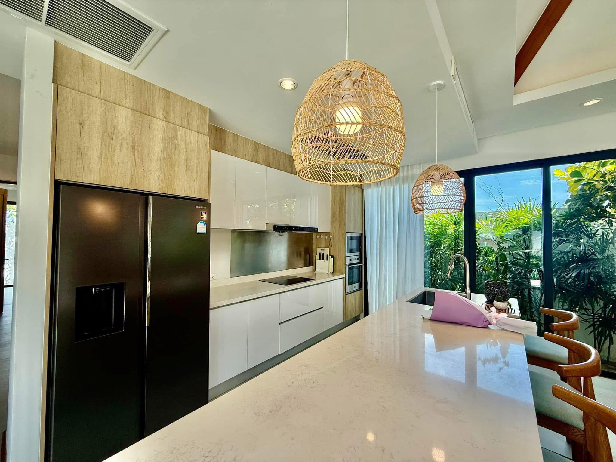 Luxury Pool Villa For Rent