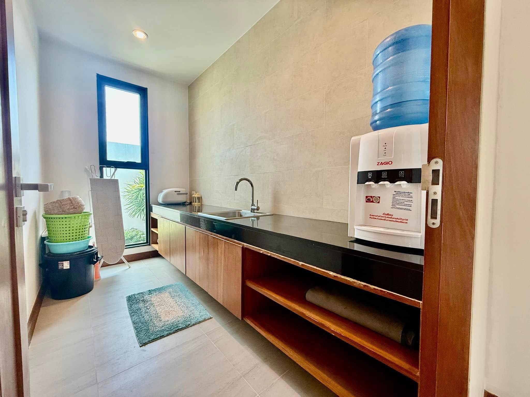 Luxury Pool Villa For Rent