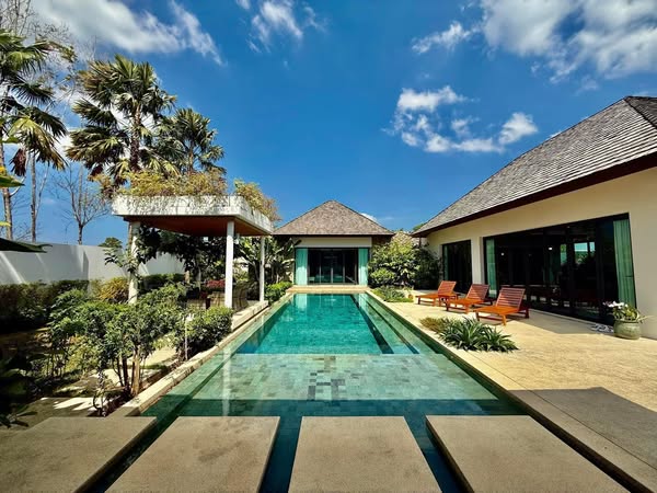 Luxury Pool Villa For Rent