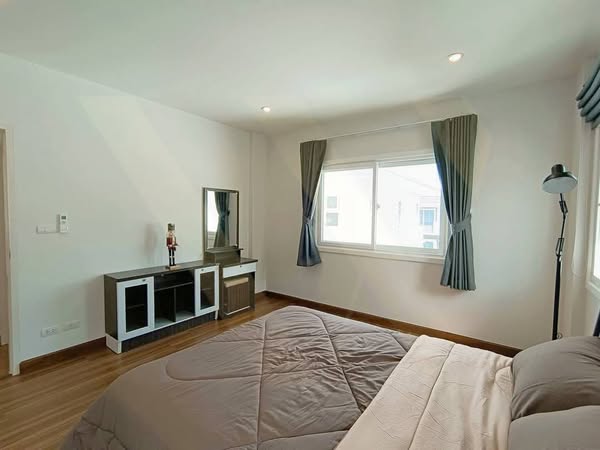 Independent House For Rent