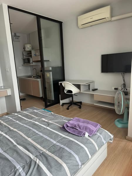 Studio Room For Rent