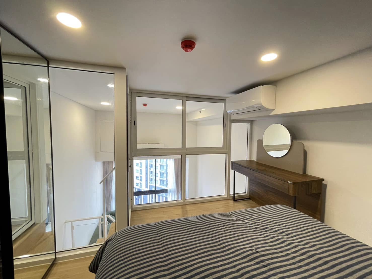Duplex One Bedroom Apartment For Rent 