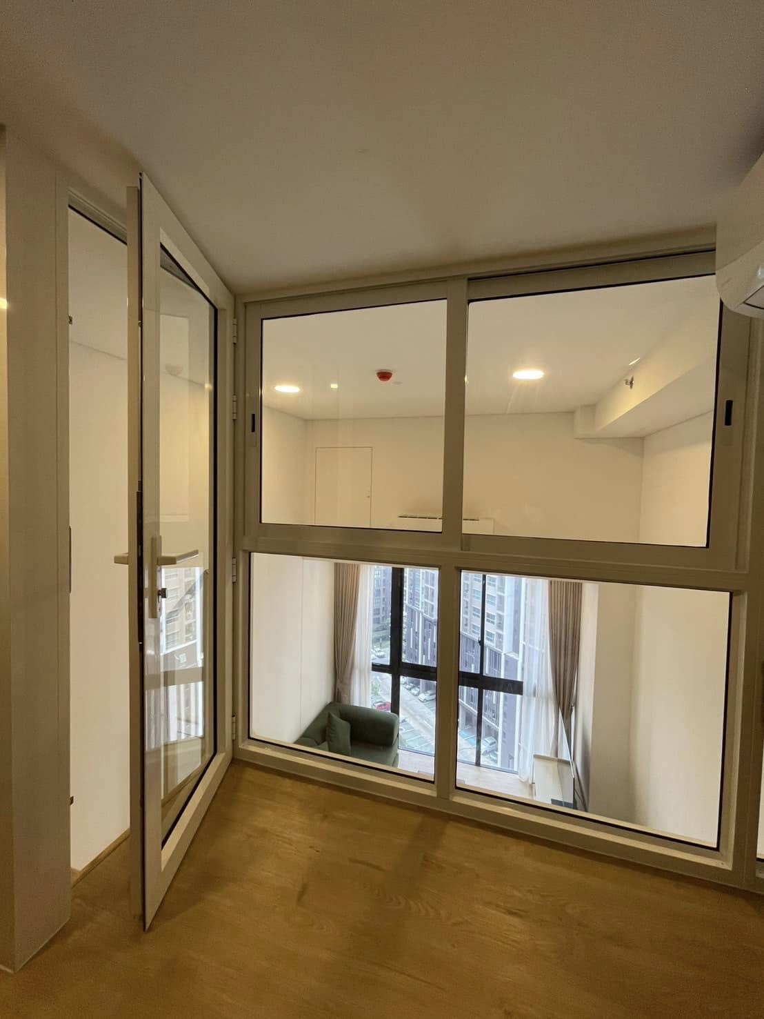 Duplex One Bedroom Apartment For Rent 
