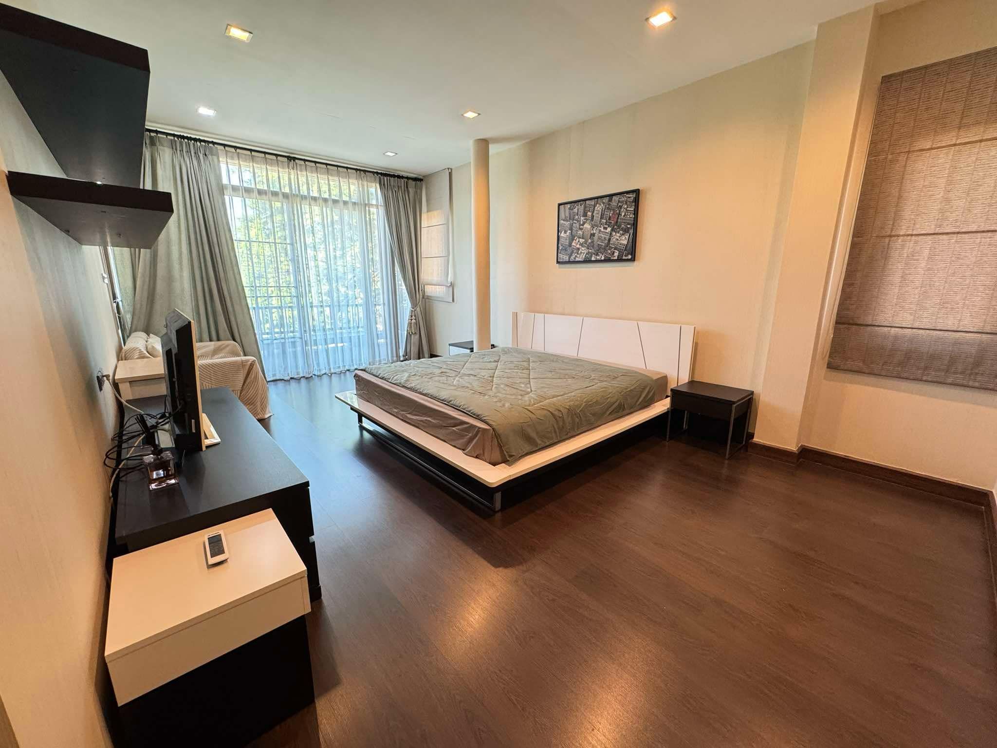 Luxury Villa For Rent