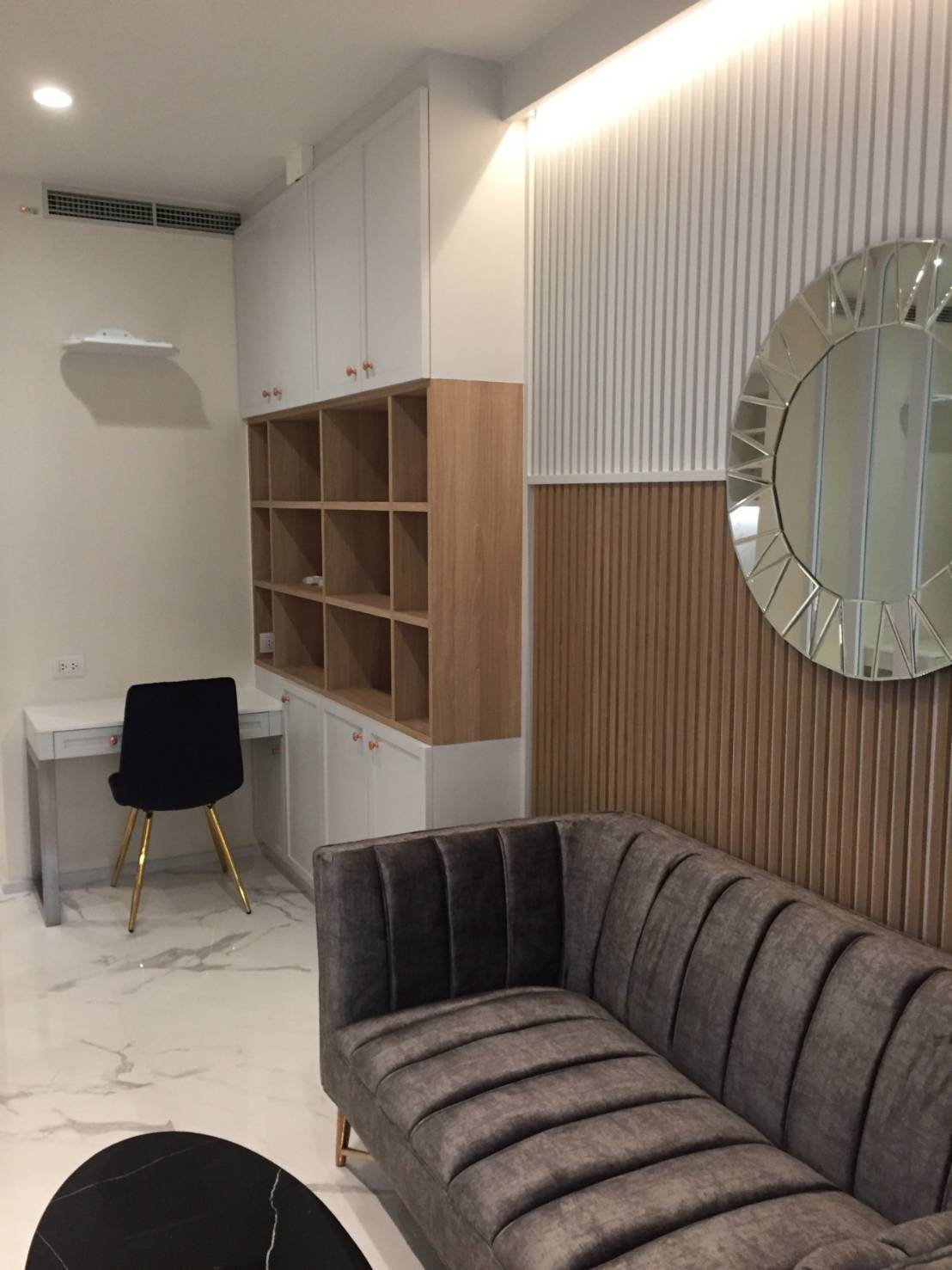 One Bedroom Apartment For Rent