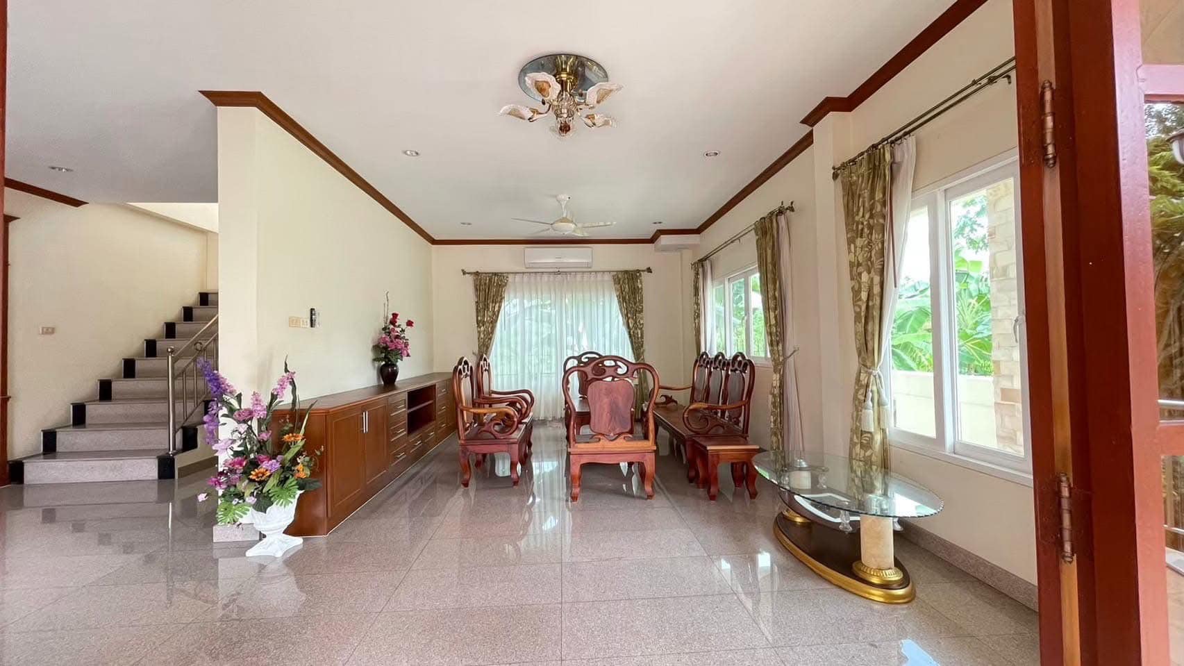 Pool Villa For Rent