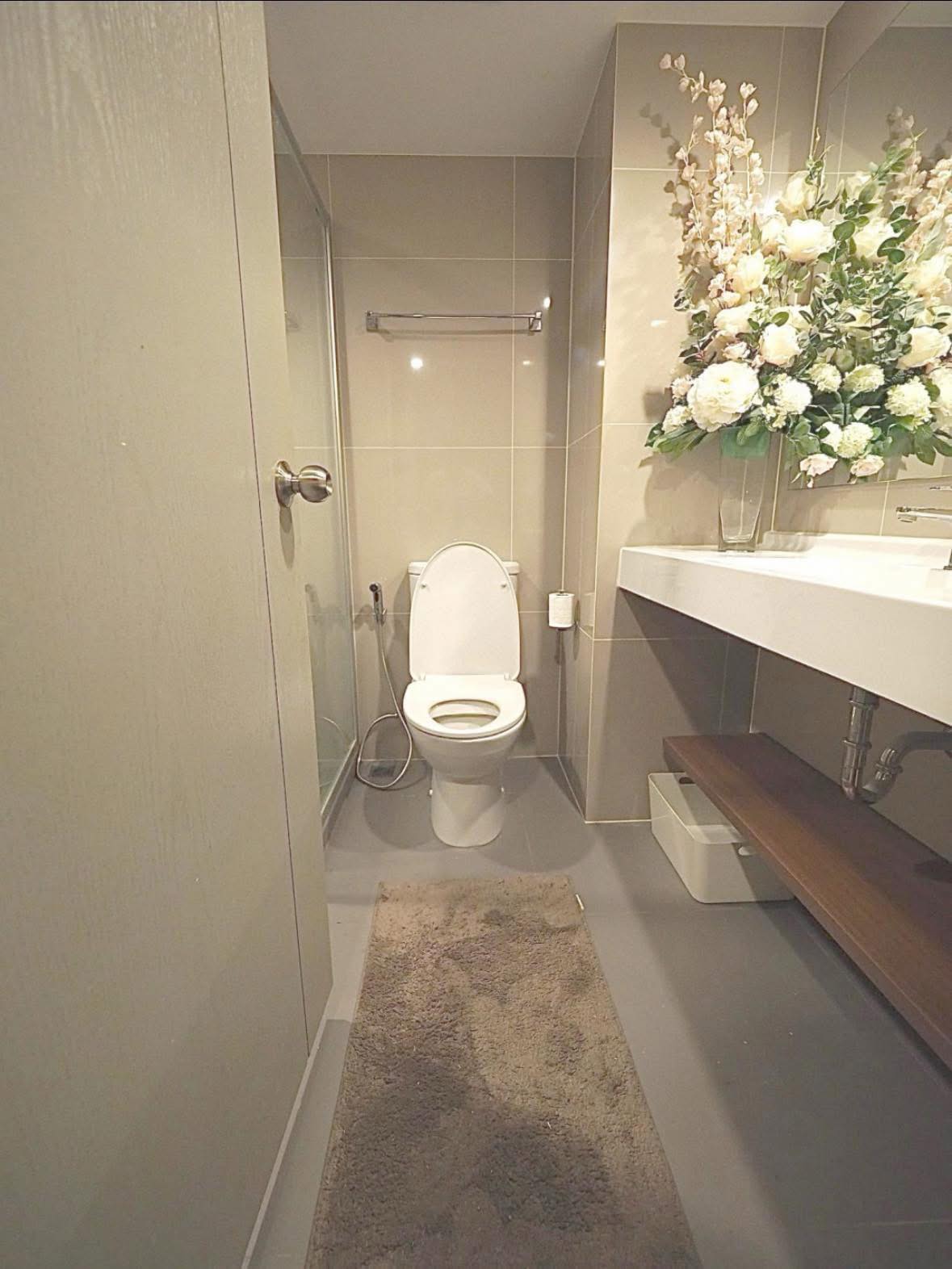 One Bedroom Condo For Rent