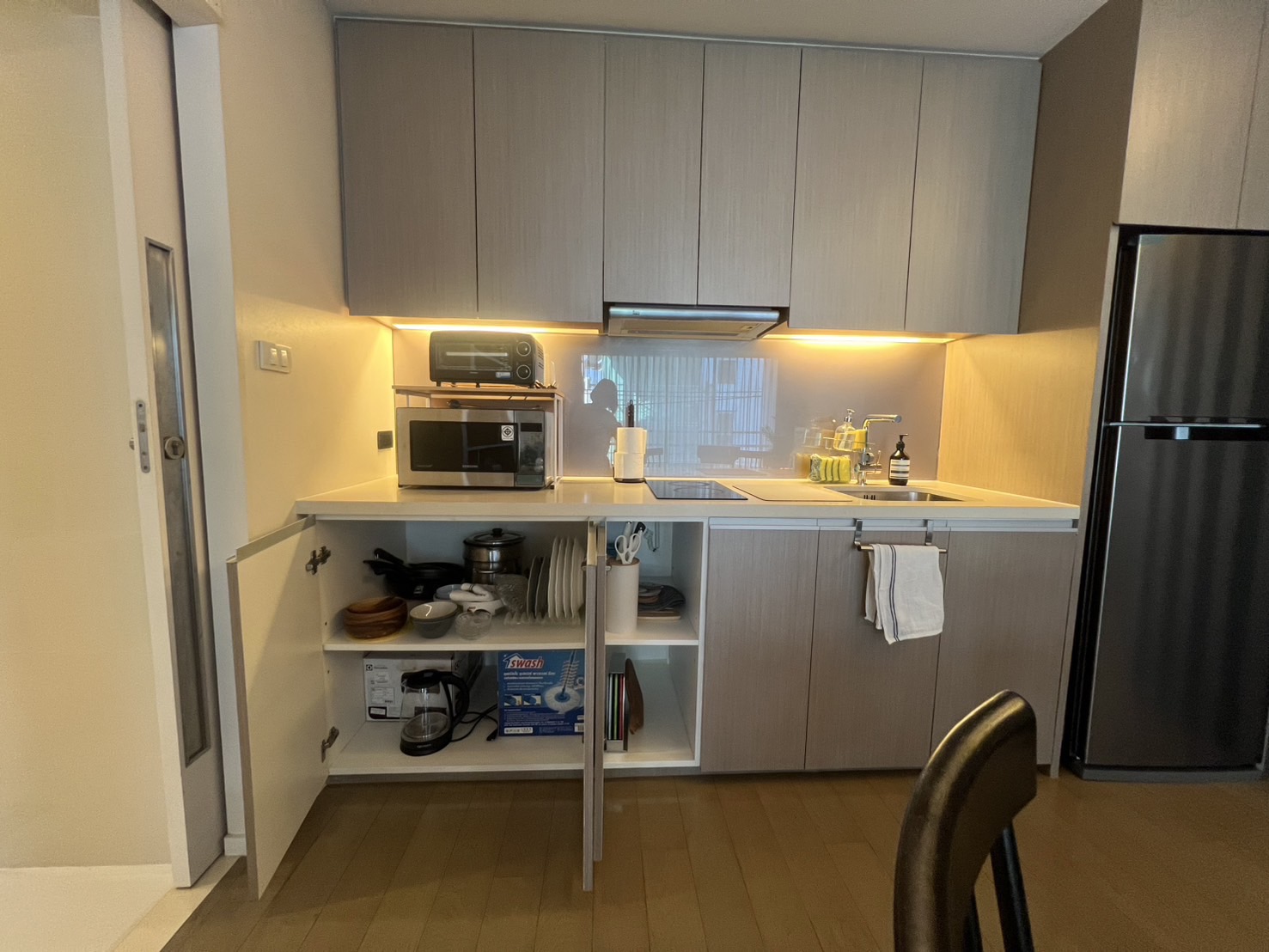 One Bedroom Condo For Rent