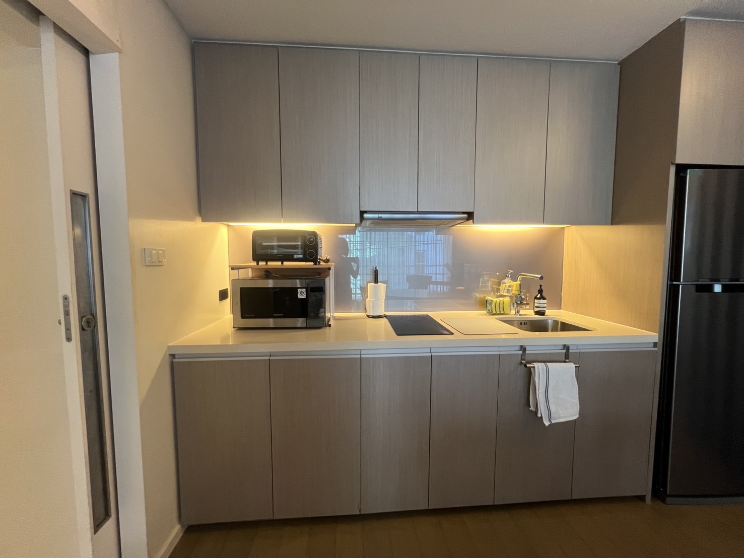 One Bedroom Condo For Rent