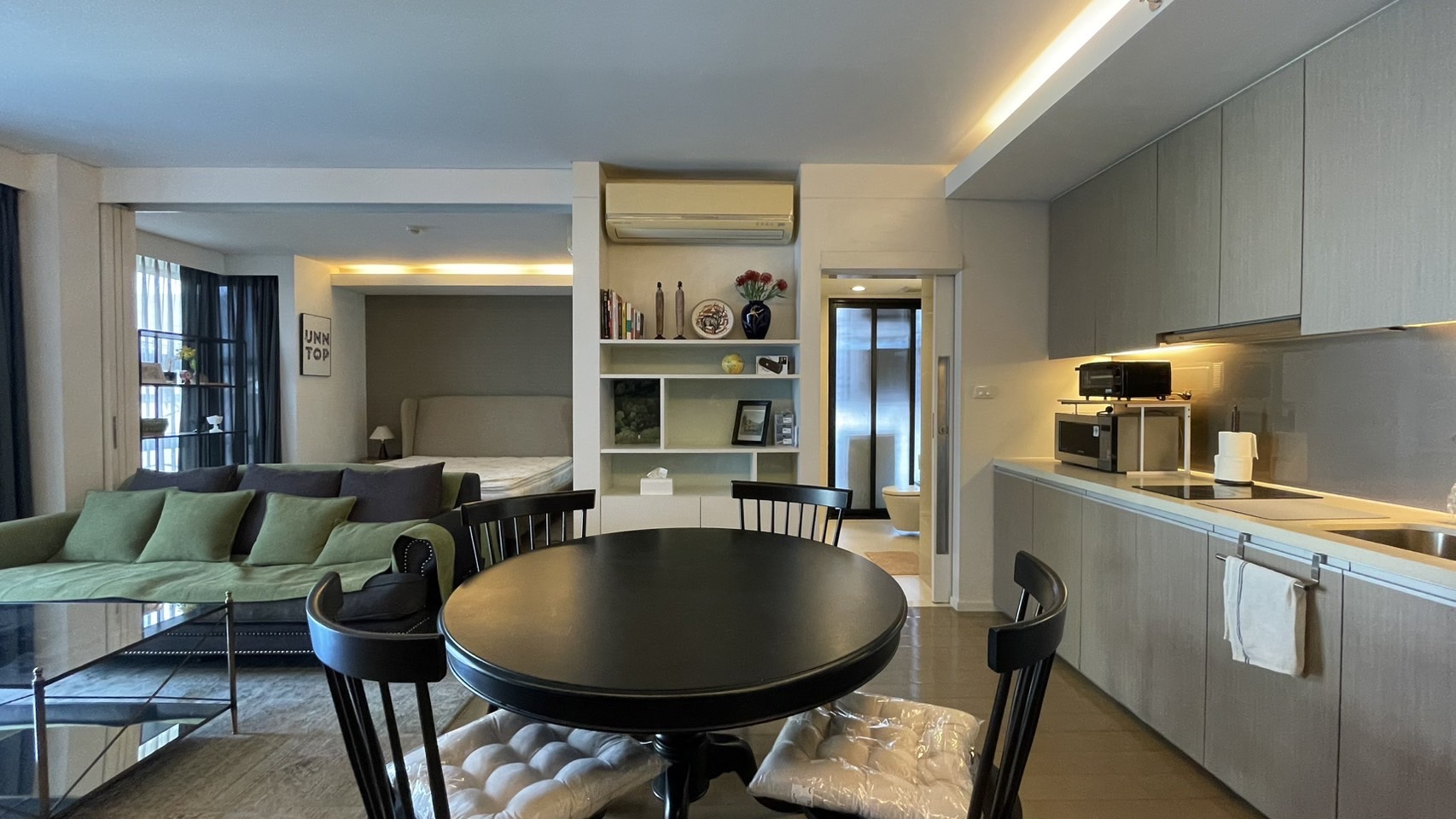 One Bedroom Condo For Rent