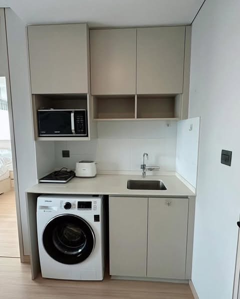 One Bedroom Apartment For Rent