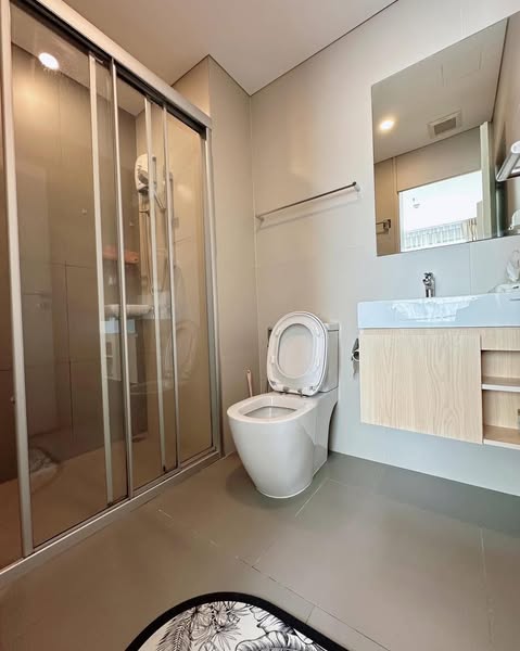 One Bedroom Apartment For Rent
