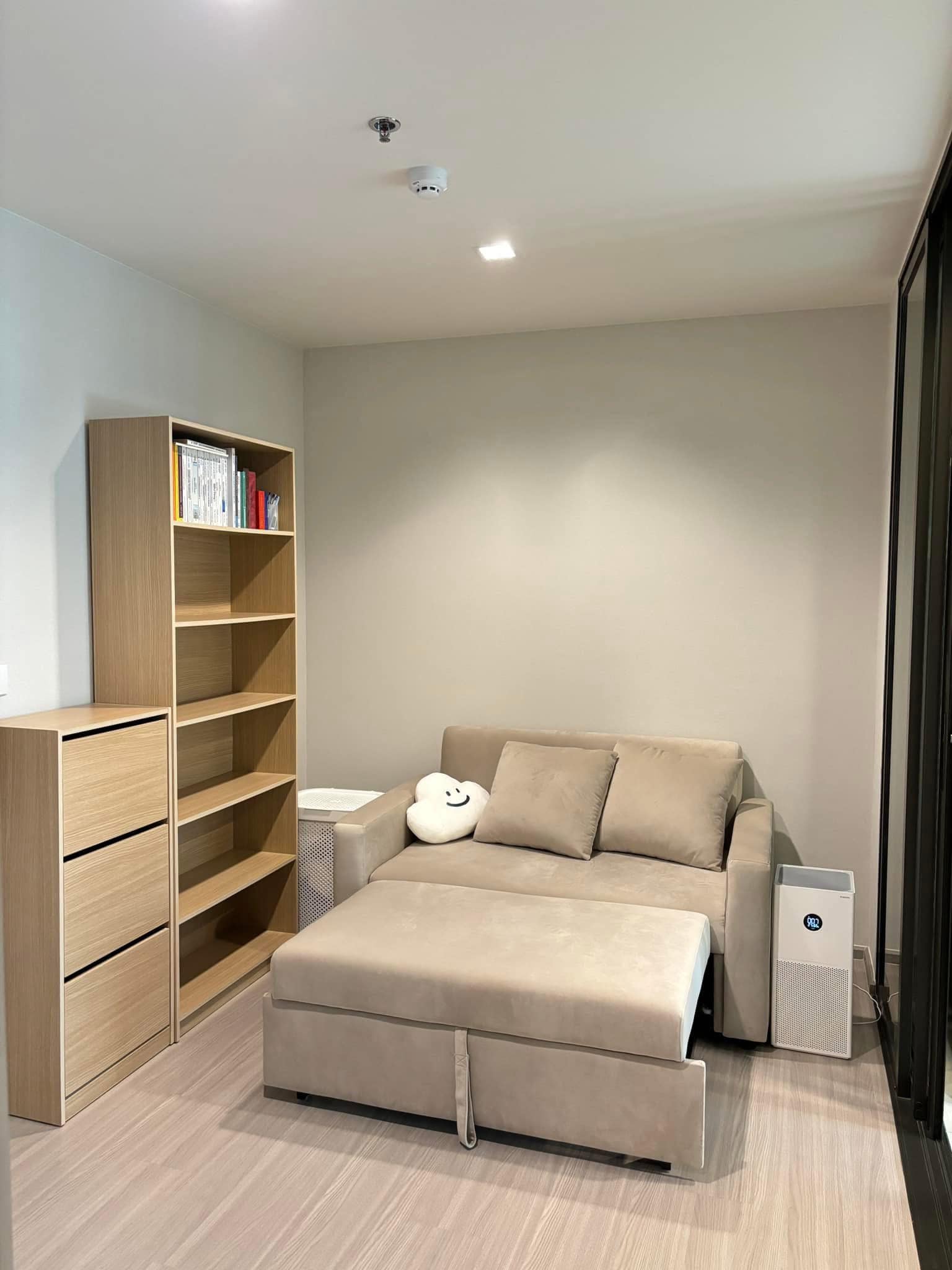 One Bedroom Condo For Rent