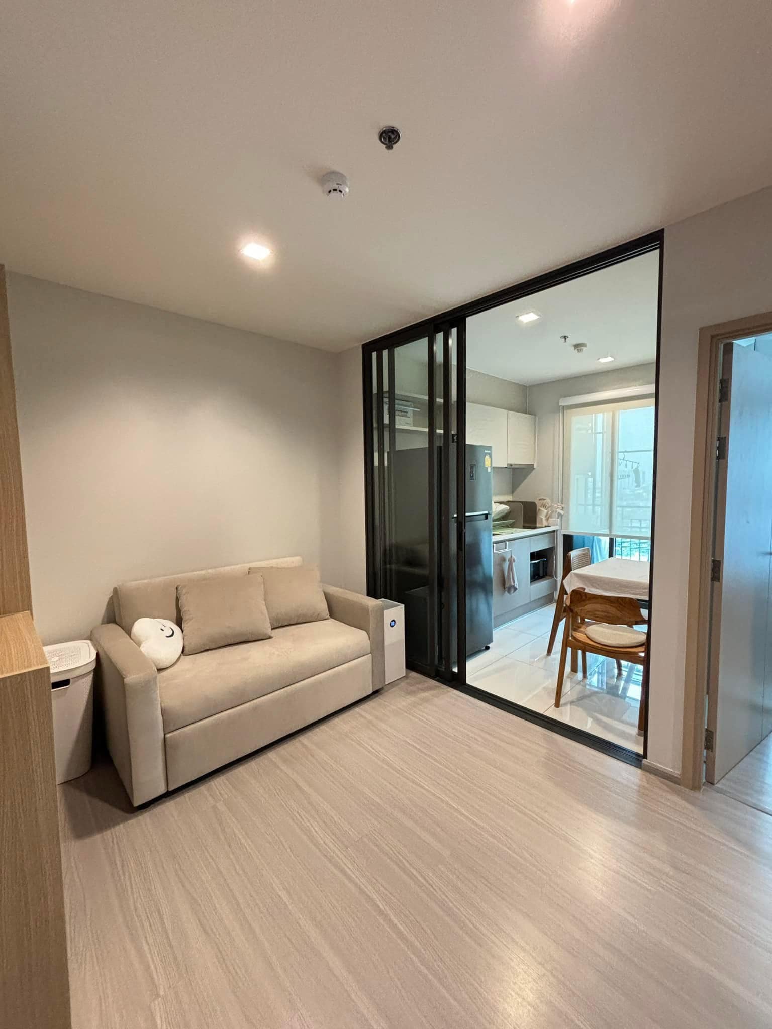 One Bedroom Condo For Rent