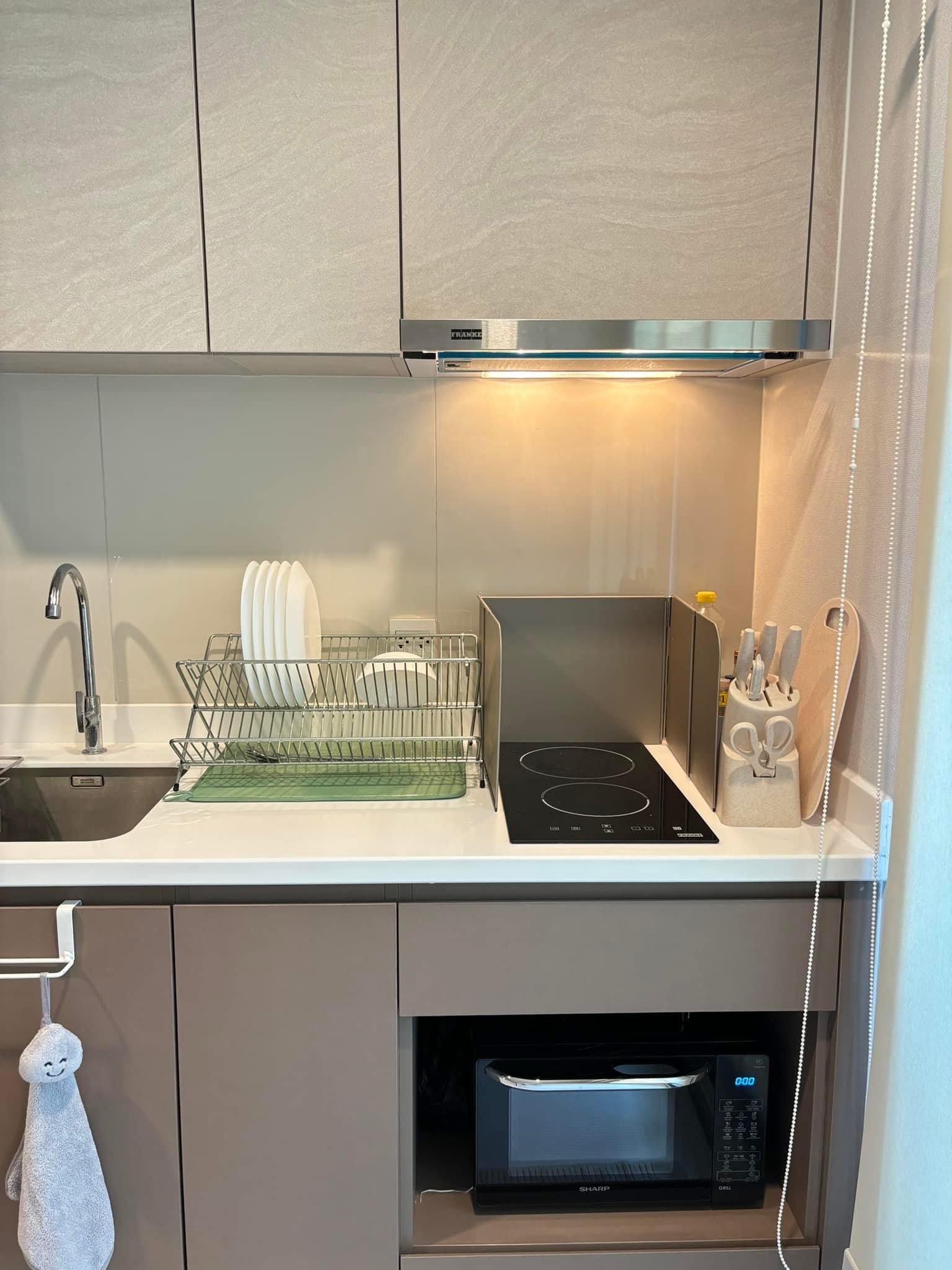 One Bedroom Condo For Rent