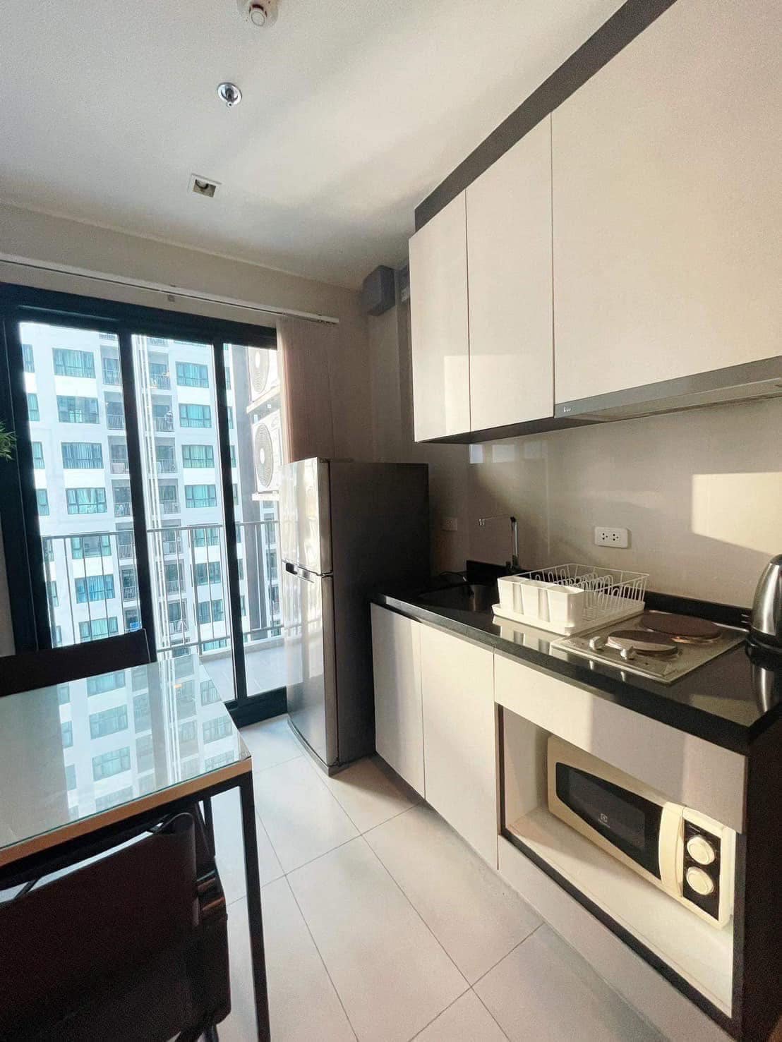 One Bedroom Apartment For Rent