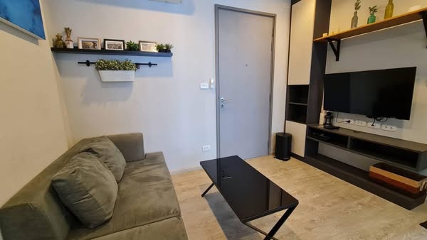 One Bedroom Apartment For Rent