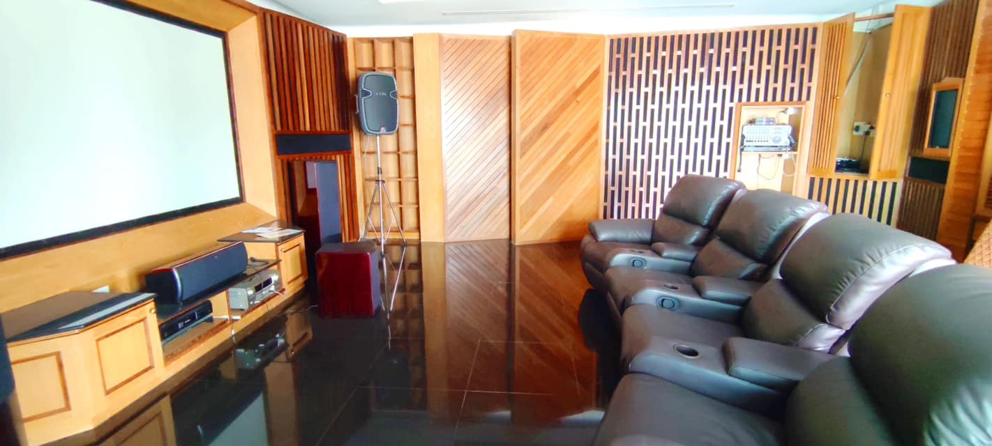 Luxury Pool Villa For Rent