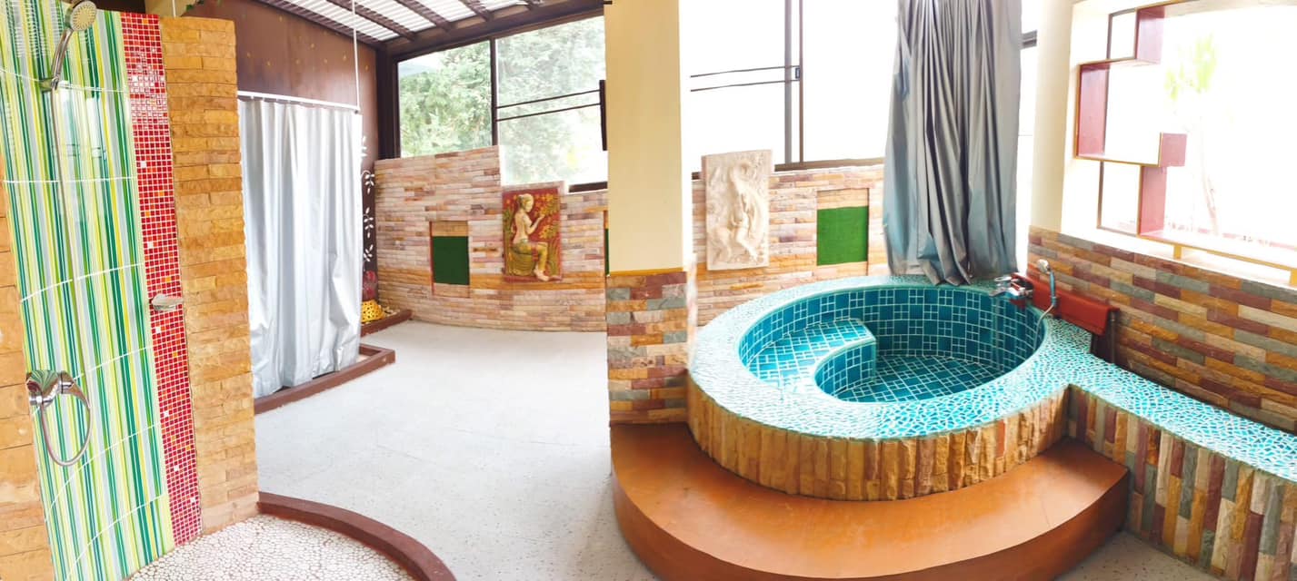 Luxury Pool Villa For Rent