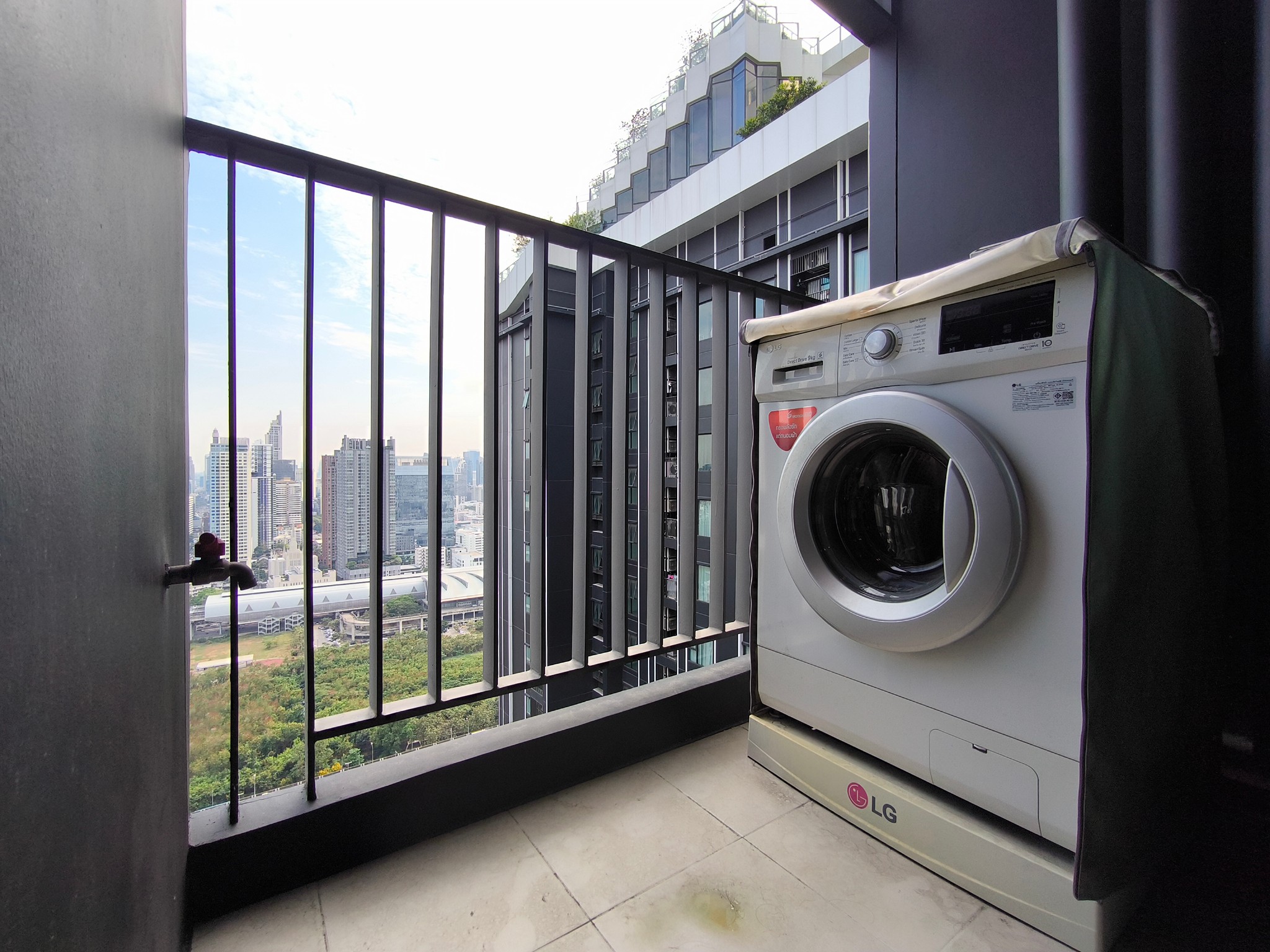 One Bedroom Condo For Rent