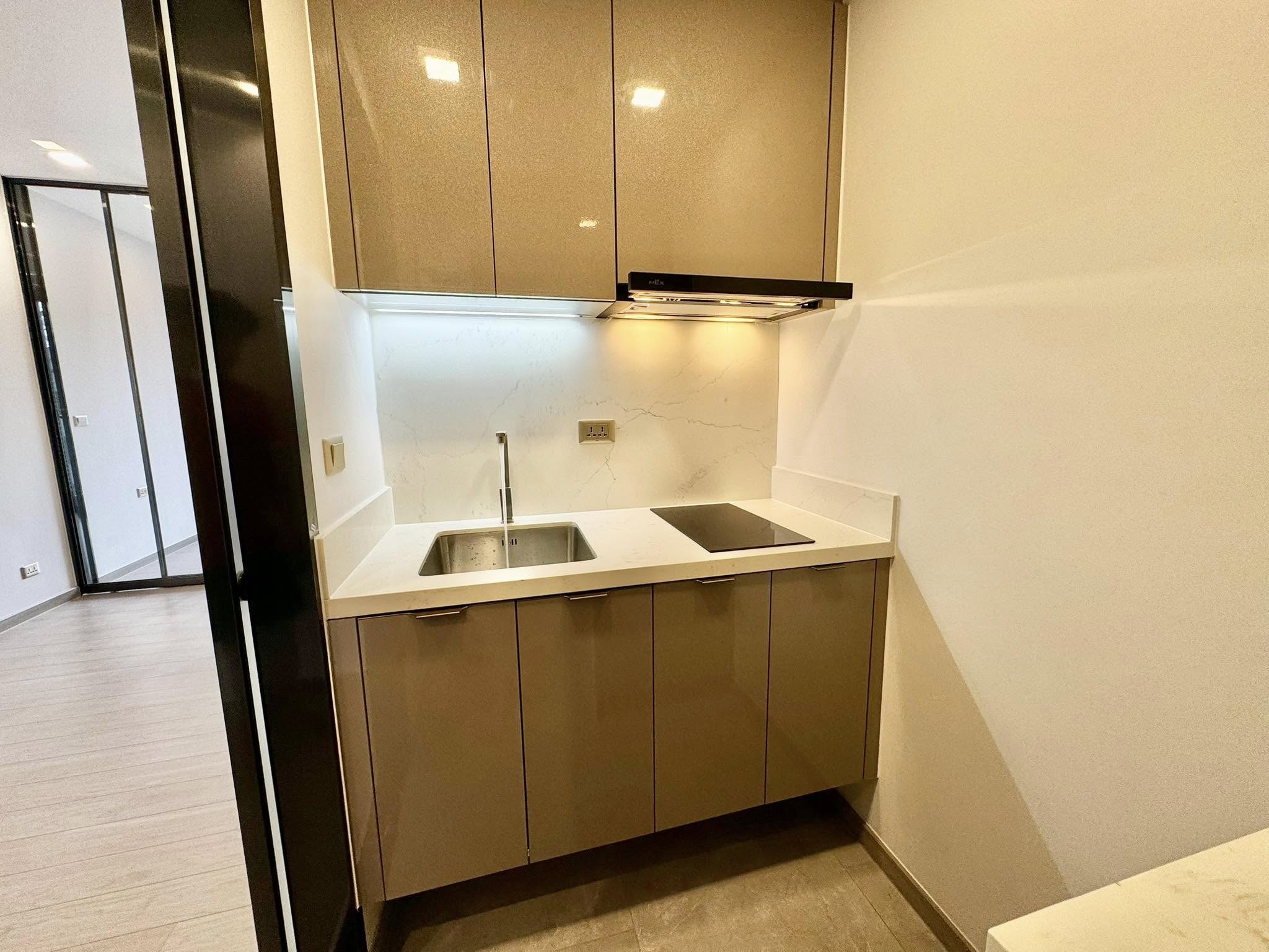 One Bedroom Condo For Rent