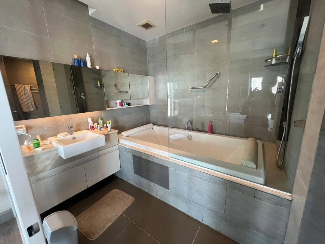 Luxury Three Bedroom Apartment For Sale