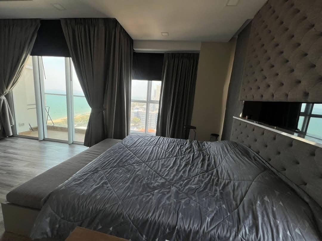 Luxury Three Bedroom Apartment For Sale