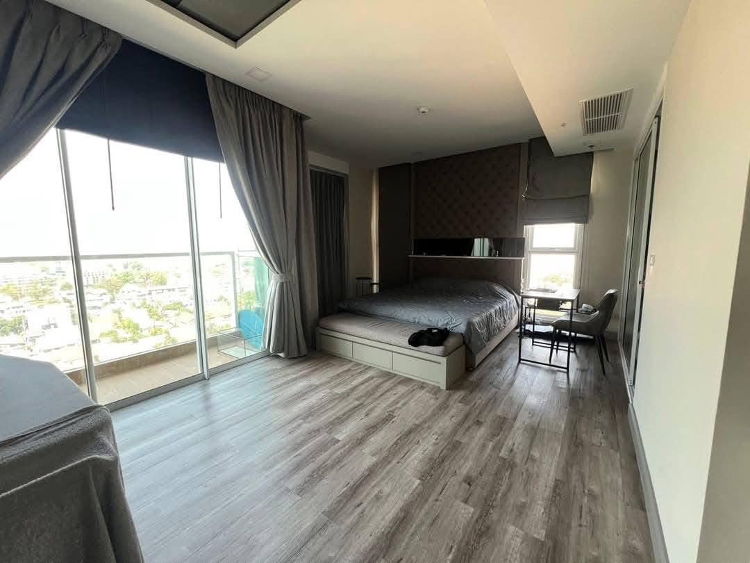 Luxury Three Bedroom Apartment For Sale