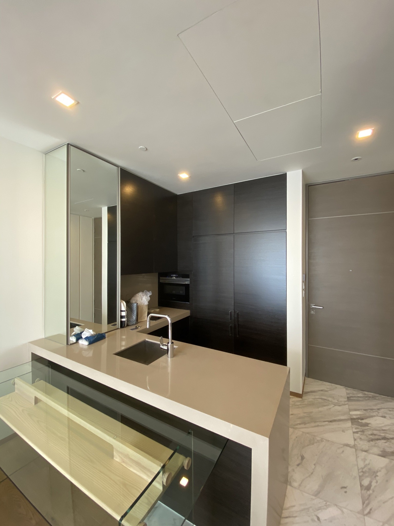 One Bedroom Condo For Rent